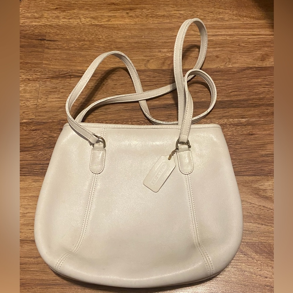 White Coach Vintage Made in USA Leather Rare 1996 Shoulder Bag